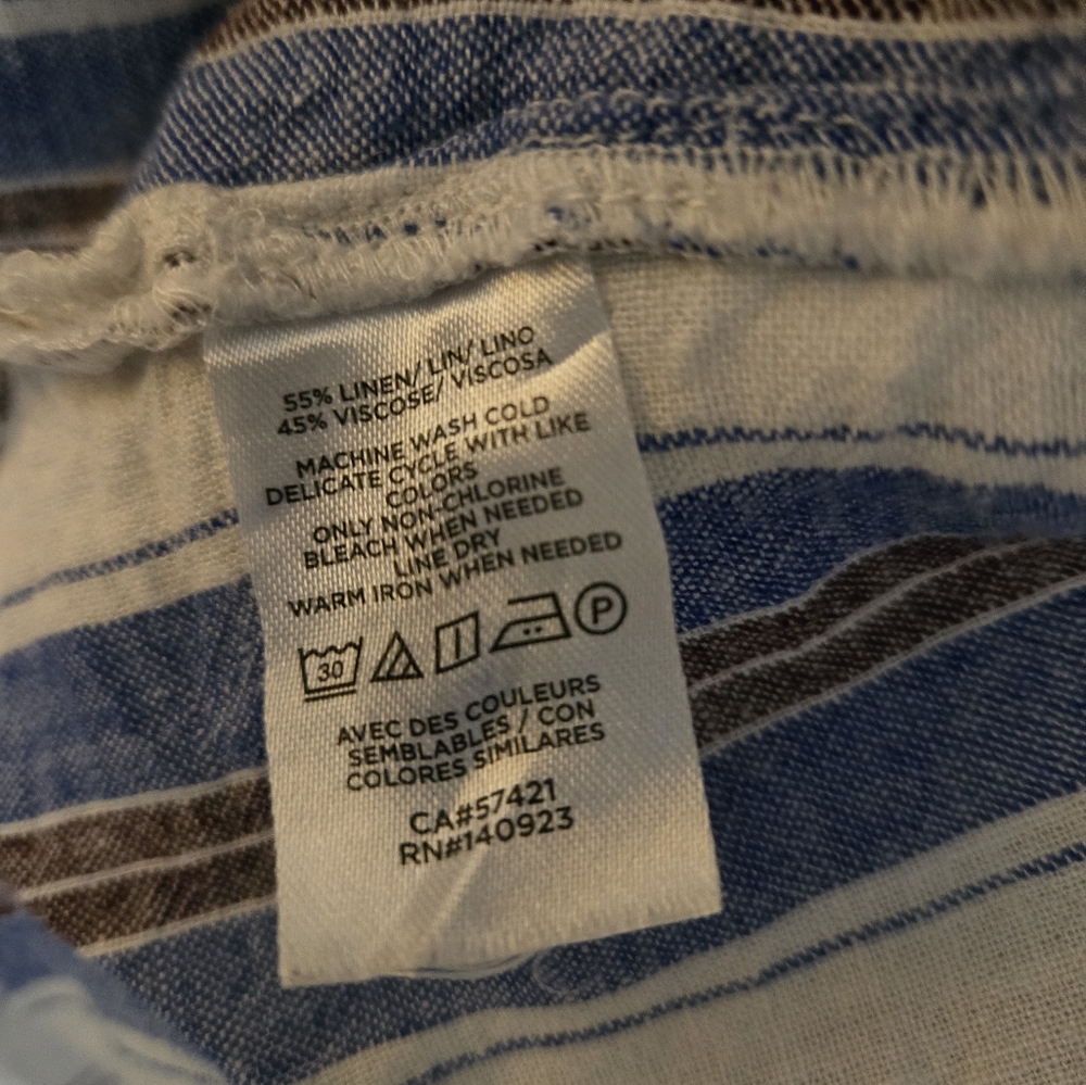 LOFT linen button down - Picture 3 of 3